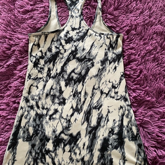 LULULEMON RACERBACK TANK - Picture 3 of 4